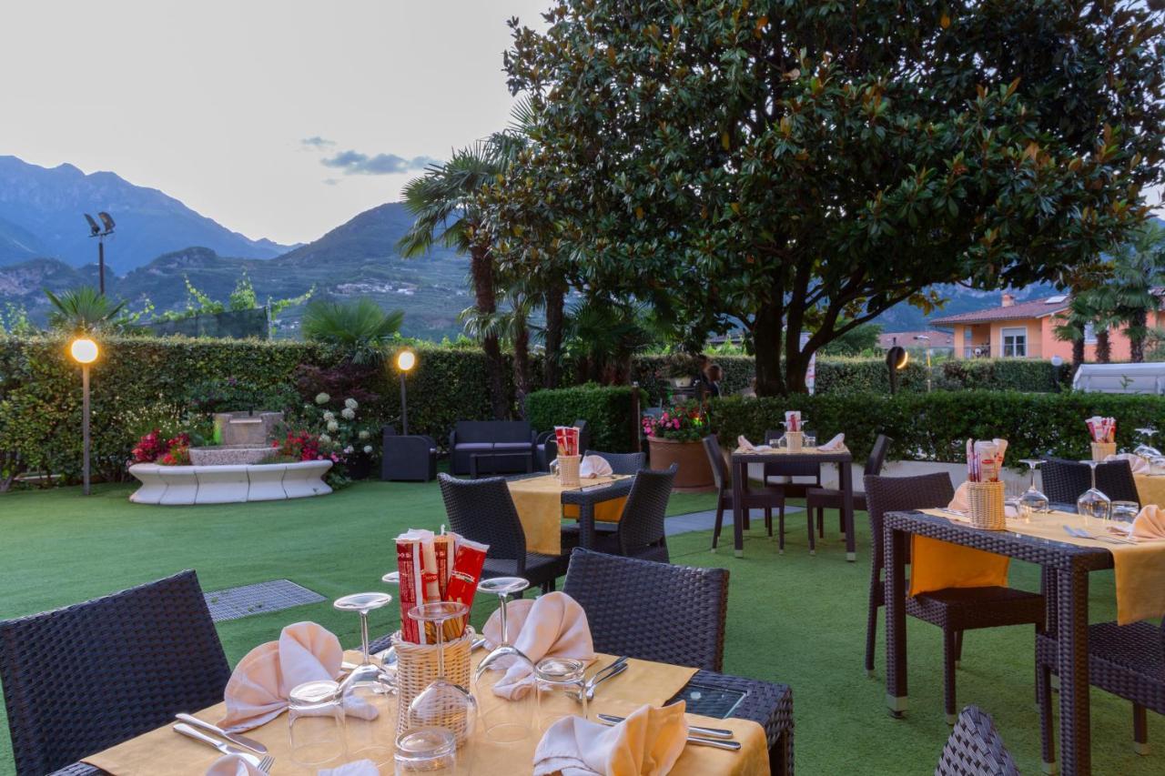 Campagnola Piano Terra Con Giardino Privato Appartement Riva del Garda
